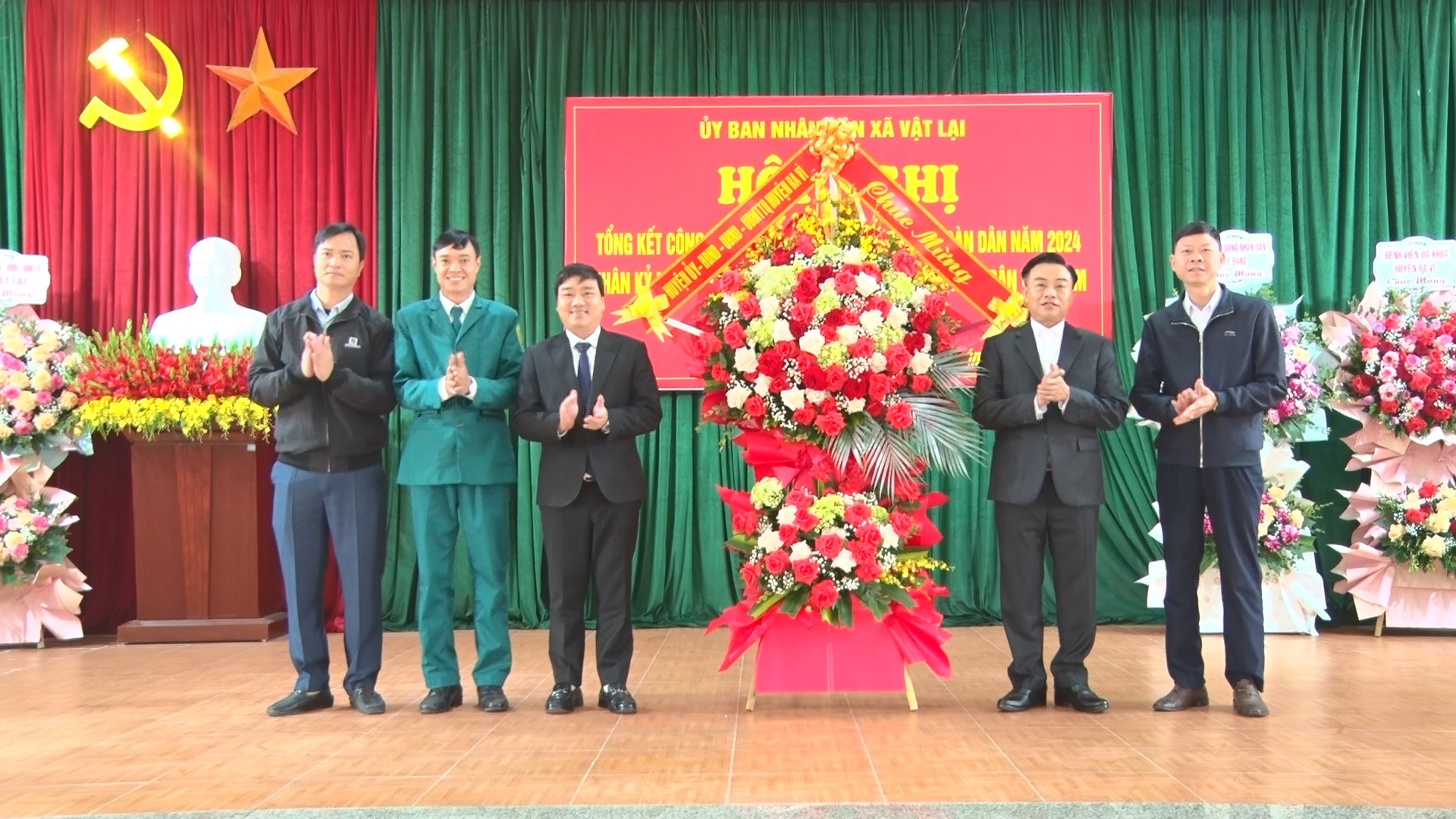 Xã Vật Lại (huyện Ba Vì) kỷ niệm 80 năm thành lập Quân đội Nhân dân Việt Nam: Khẳng định vai trò trong xây dựng nền Quốc phòng toàn dân