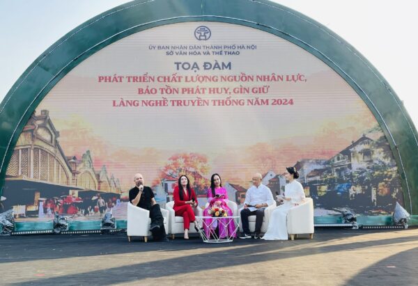 Tọa đàm “Phát triển nguồn nhân lực, bảo tồn, phát huy, gìn giữ làng nghề truyền thống năm 2024”: Hướng đi mới cho ẩm thực Hà Nội trong phát triển công nghiệp văn hoá 