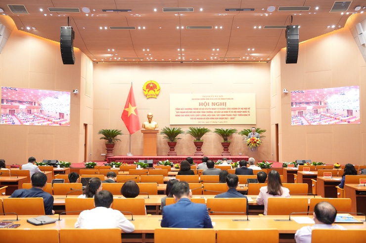 Báo cáo tổng kết tình hình thực hiện Chương trình số 02-CTr/TU của Thành ủy Hà Nội về “Đẩy mạnh đổi mới mô hình tăng trưởng, cơ cấu lại nền kinh tế và hội nhập quốc tế, nâng cao năng suất, chất lượng, hiệu quả, sức cạnh tranh, phát triển kinh tế Thủ đô nhanh và bền vững giai đoạn 2021-2025”