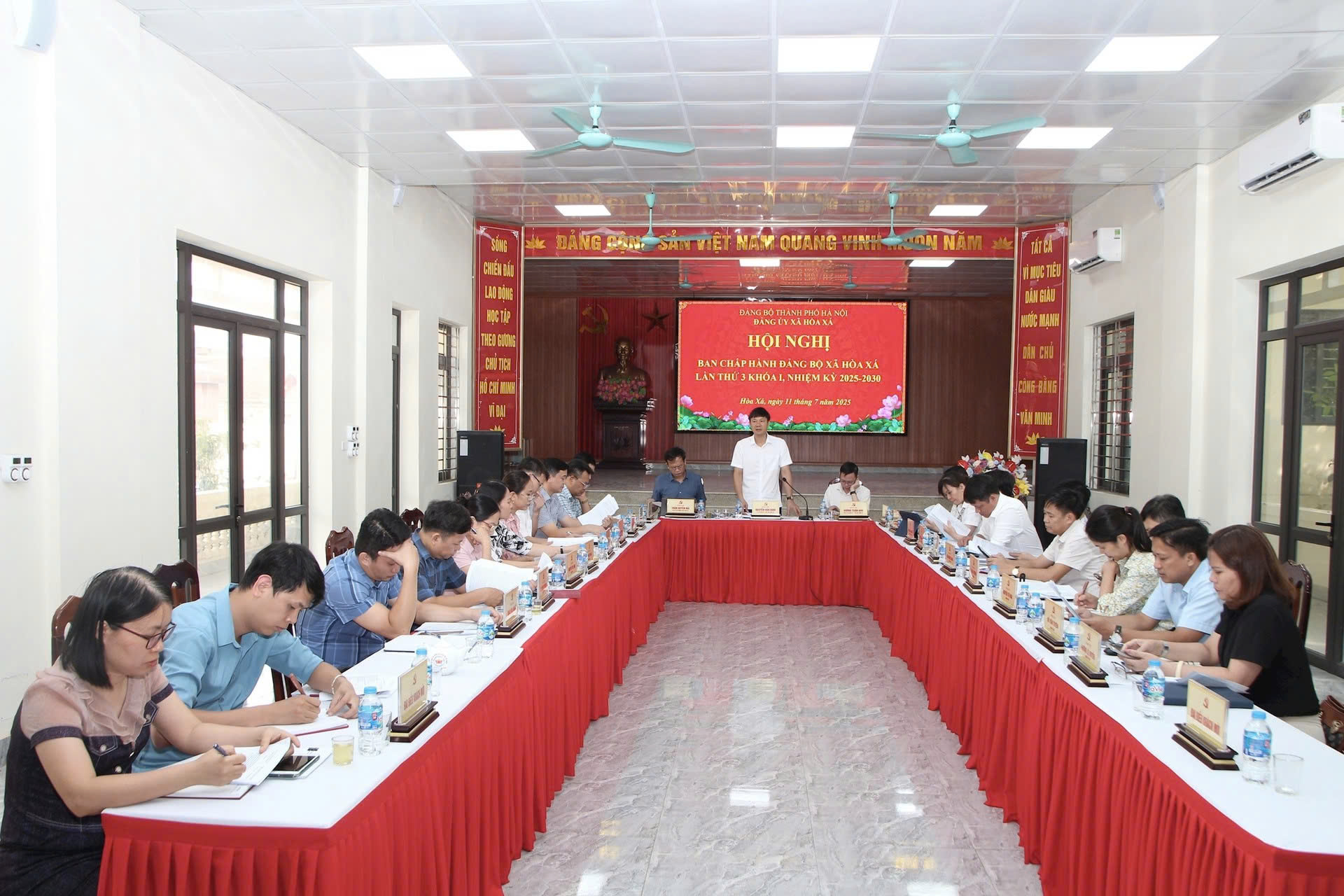 Đảng bộ xã Hòa Xá: Thảo luận hoàn thiện dự thảo Báo cáo chính trị, chuẩn bị chu đáo cho Đại hội nhiệm kỳ 2025-2030