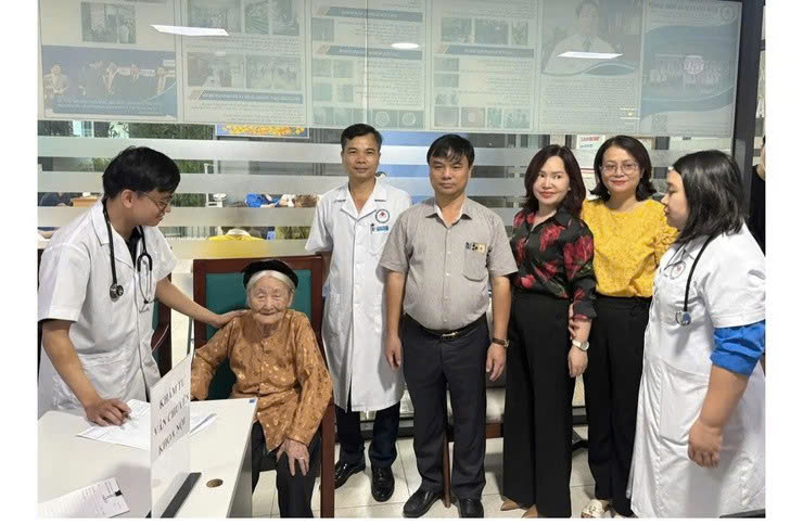 Xã Ngọc Hồi tổ chức khám bệnh, cấp thuốc miễn phí tri ân người có công nhân Ngày Thương binh - Liệt sĩ