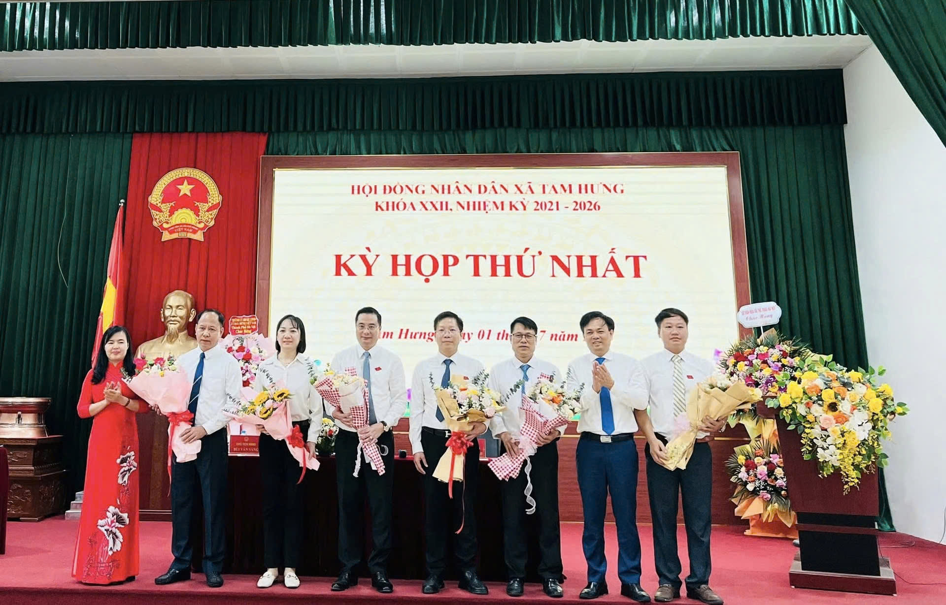 HĐND xã Tam Hưng tổ chức kỳ họp thứ nhất: Khẳng định vai trò hạt nhân trong vận hành mô hình chính quyền địa phương hai cấp