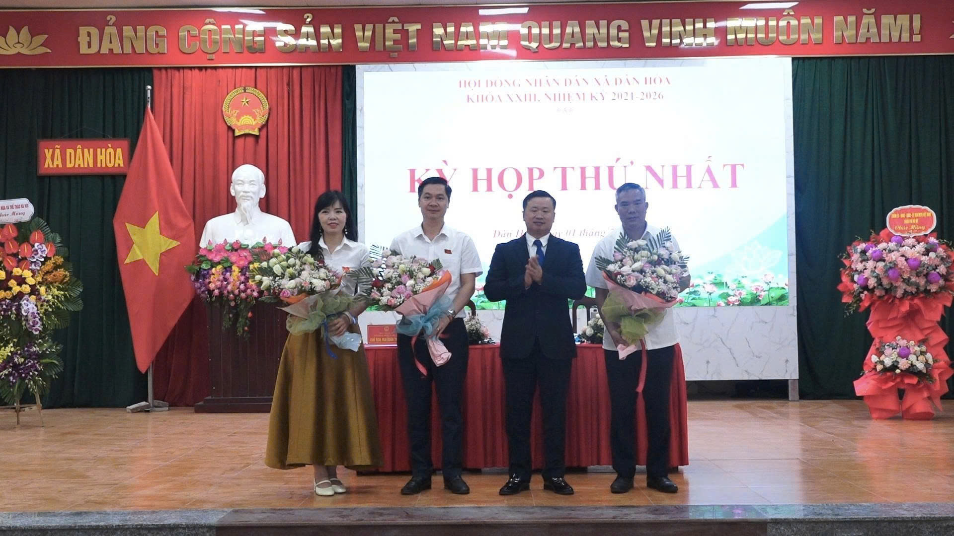 HĐND xã Dân Hòa tổ chức kỳ họp thứ nhất: Khẳng định quyết tâm xây dựng chính quyền địa phương hai cấp hiệu lực, hiệu quả