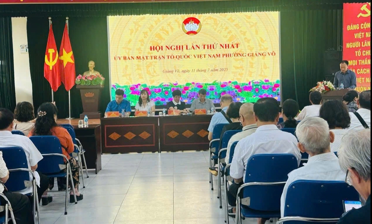 Phường Giảng Võ phát động phong trào thi đua cao điểm chào mừng Đại hội Đảng các cấp