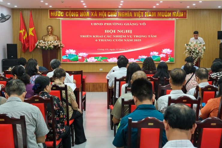 Phường Giảng Võ nỗ lực hoàn thành 13 chỉ tiêu phát triển năm 2025