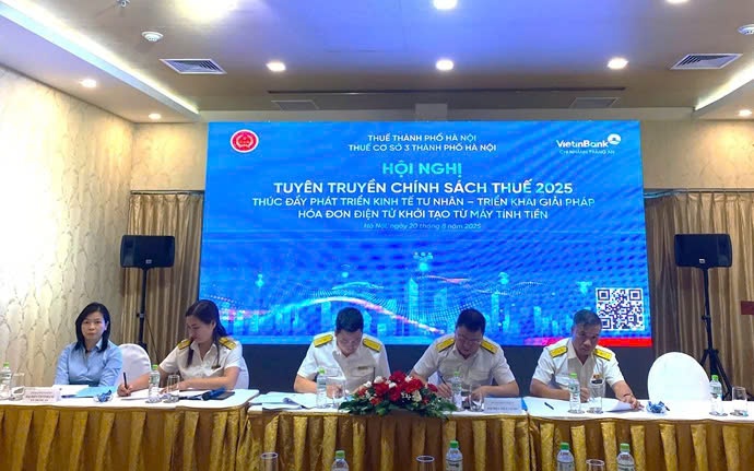 Hà Nội thúc đẩy hộ kinh doanh chuyển đổi số, triển khai hóa đơn điện tử từ máy tính tiền