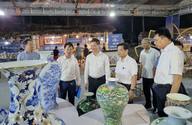 Hội chợ triển lãm hàng lưu niệm, quà tặng Thủ đô năm 2025: Nơi di sản gặp sáng tạo, thị trường gặp cơ hội