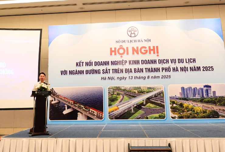 Hà Nội công bố bộ sản phẩm “80 trải nghiệm không thể bỏ lỡ”, mở đường cho du lịch đường sắt bứt phá mùa lễ hội lịch sử