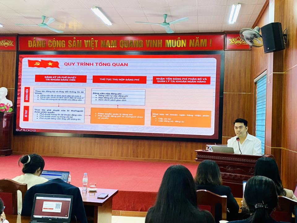 Xã Ô Diên tổ chức tập huấn công tác thu, nộp đảng phí năm 2025