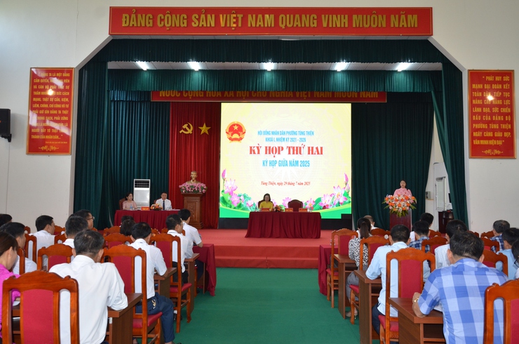 HĐND phường Tùng Thiện họp kỳ thứ hai: Hoàn thiện thiết chế quản lý, định hướng phát triển kinh tế – xã hội giai đoạn mới