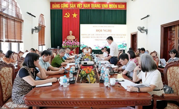 Tiểu ban Văn kiện Đại hội Đảng bộ phường Sơn Tây họp phiên thứ tư, góp ý hoàn thiện Dự thảo Báo cáo chính trị
