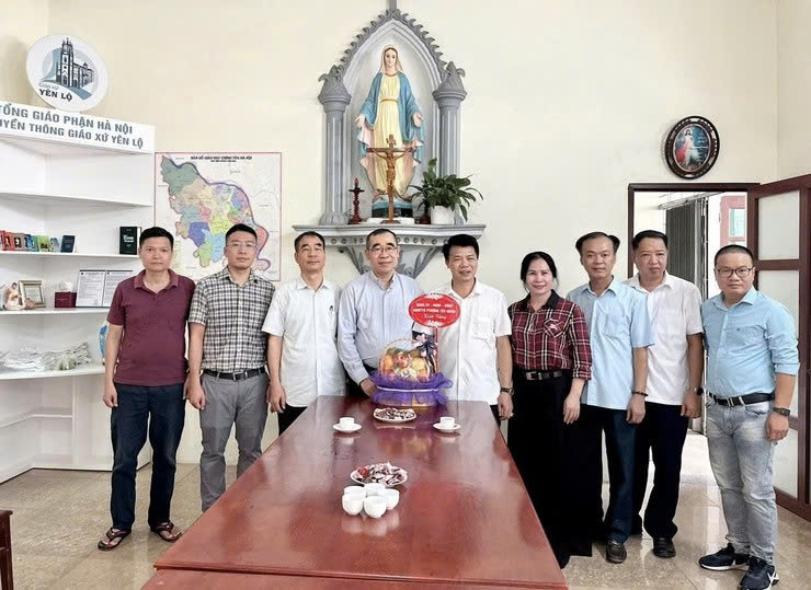 Đoàn công tác phường Yên Nghĩa thăm các cơ sở tôn giáo: Lan tỏa tinh thần đoàn kết, đồng hành cùng đồng bào có đạo