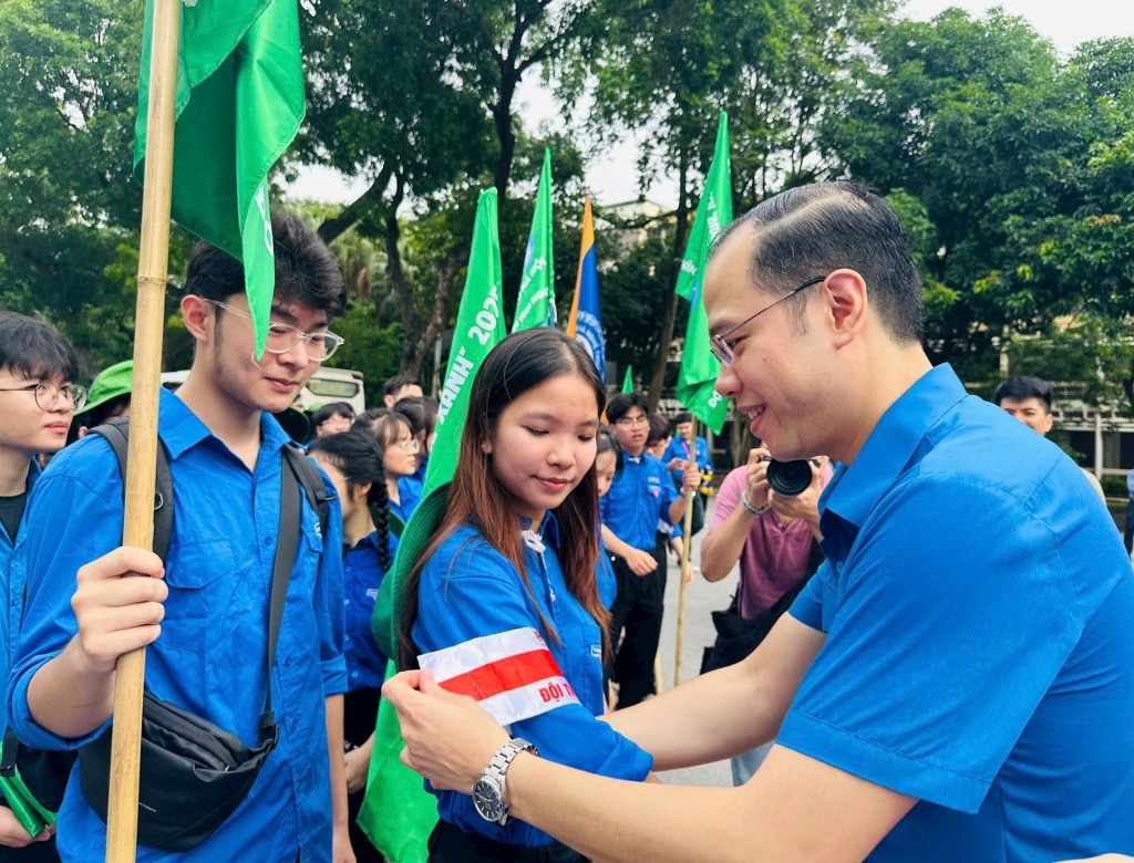 Hà Nội xuất quân 168 đội hình “Mùa hè xanh” 2025: Khát vọng cống hiến lan tỏa từ Thủ đô đến 6 địa bàn trọng điểm