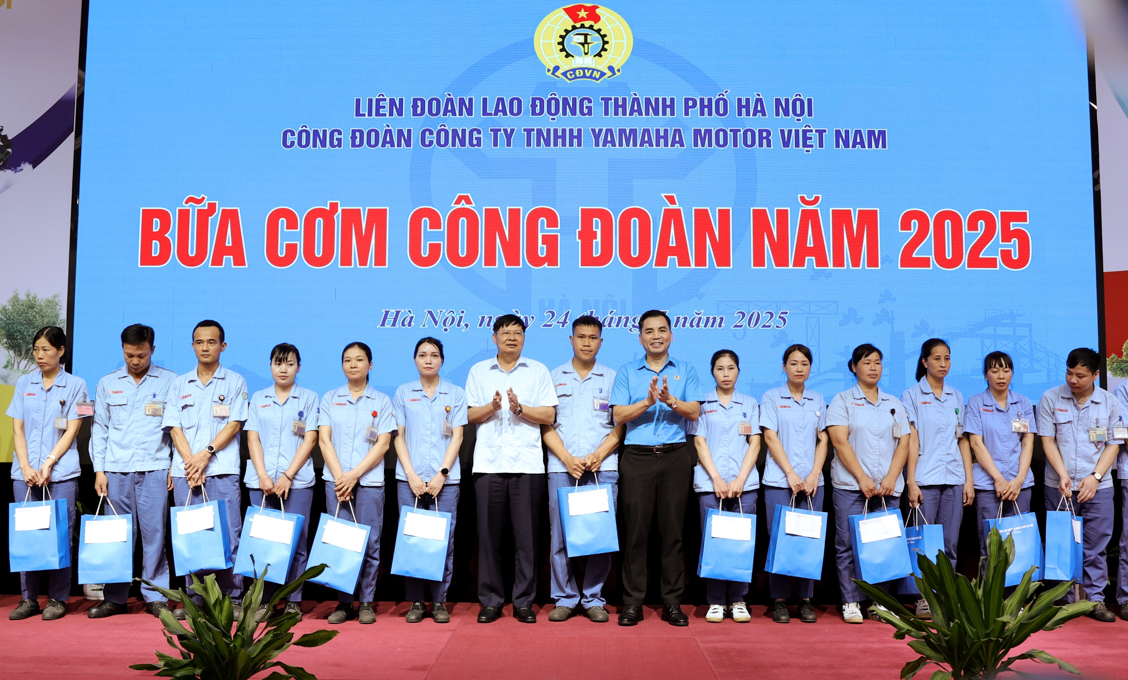 “Bữa cơm Công đoàn” lan tỏa sự gắn kết, chăm lo thiết thực cho hơn 4.000 công nhân Yamaha Motor Việt Nam