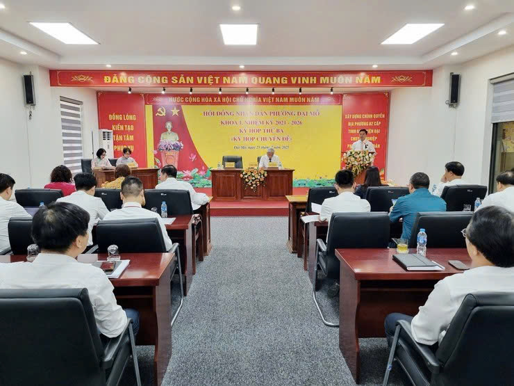 HĐND phường Đại Mỗ thông qua nghị quyết chuyên đề, đặt mục tiêu bứt phá trong 6 tháng cuối năm 2025