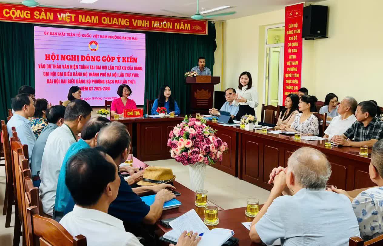 Uỷ ban MTTQ phường Bạch Mai góp ý nhiều nội dung trọng tâm vào dự thảo văn kiện Đại hội Đảng các cấp