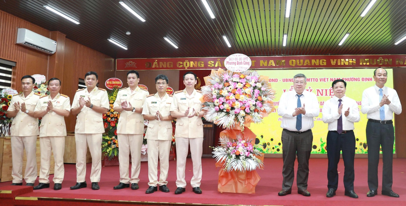 Phường Định Công trang trọng kỷ niệm 80 năm truyền thống Công an nhân dân: Tôn vinh bản lĩnh, bồi đắp niềm tin giữ bình yên phố phường