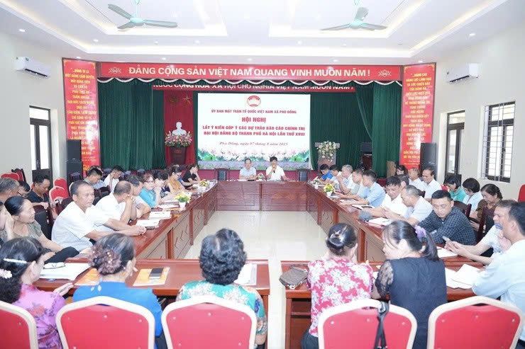 Xã Phù Đổng lấy ý kiến vào Văn kiện Đại hội XVIII Đảng bộ thành phố Hà Nội: Phát huy trí tuệ nhân dân, củng cố khối đại đoàn kết