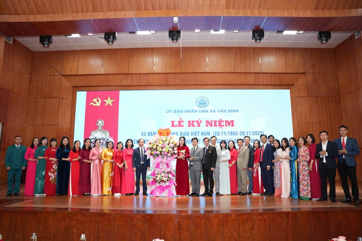 Ngành giáo dục & đào tạo xã Vân Đình tăng cường giáo dục toàn diện đức, trí, thể, mỹ, hình thành hệ giá trị con người Việt Nam thời đại mới