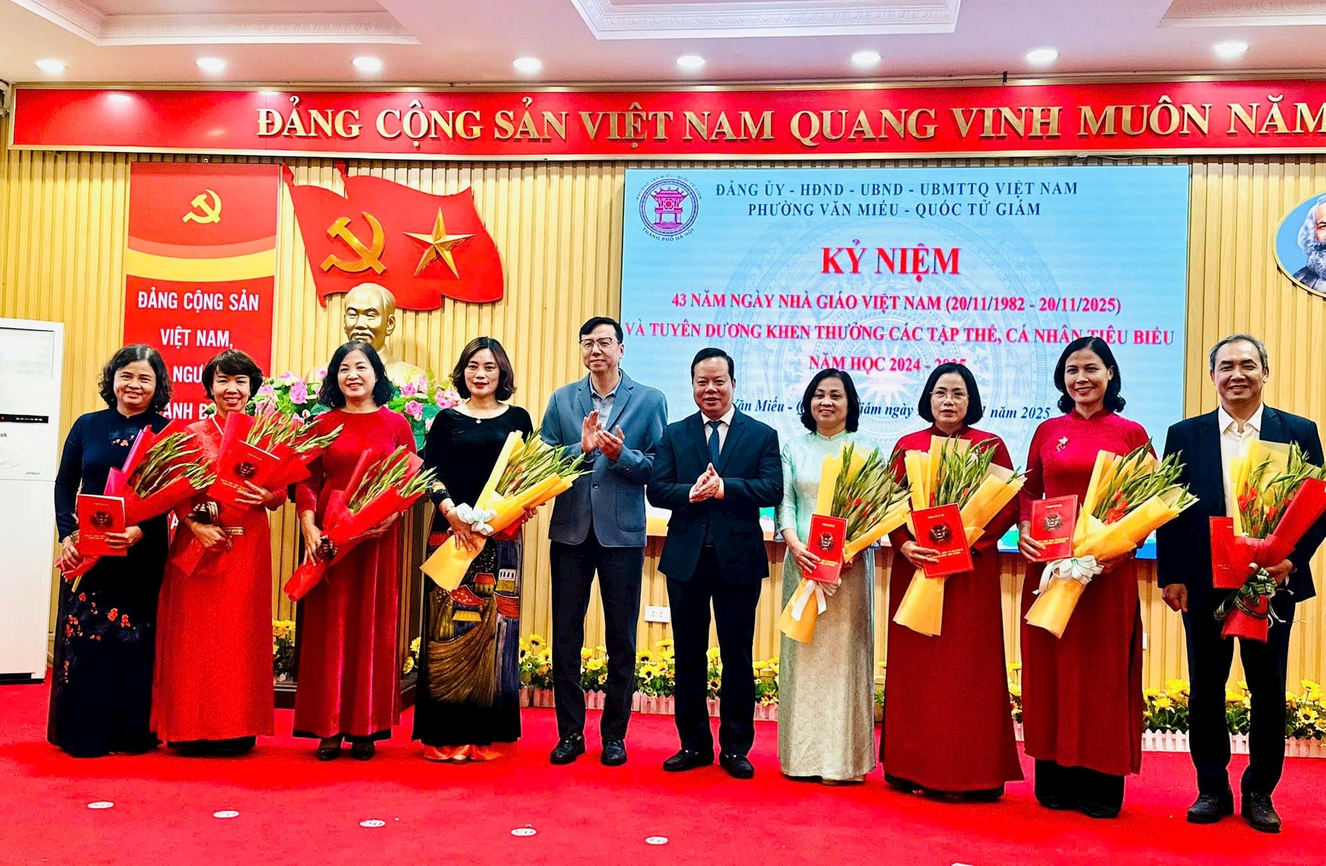 Phường Văn Miếu - Quốc Tử Giám biểu dương đội ngũ nhà giáo, lan tỏa phong trào thi đua xây dựng “Trường học hạnh phúc”