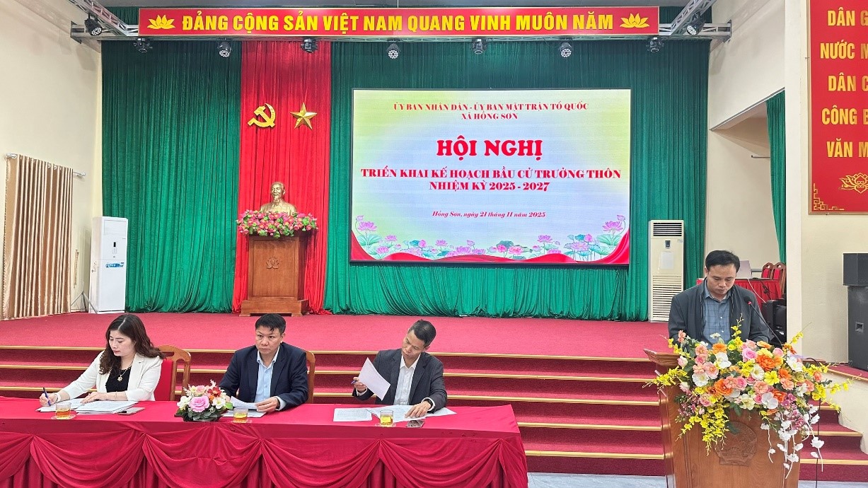 Xã Hồng Sơn triển khai công tác bầu cử Trưởng thôn: Phát huy dân chủ, lựa chọn người có uy tín, trách nhiệm đại diện nhân dân