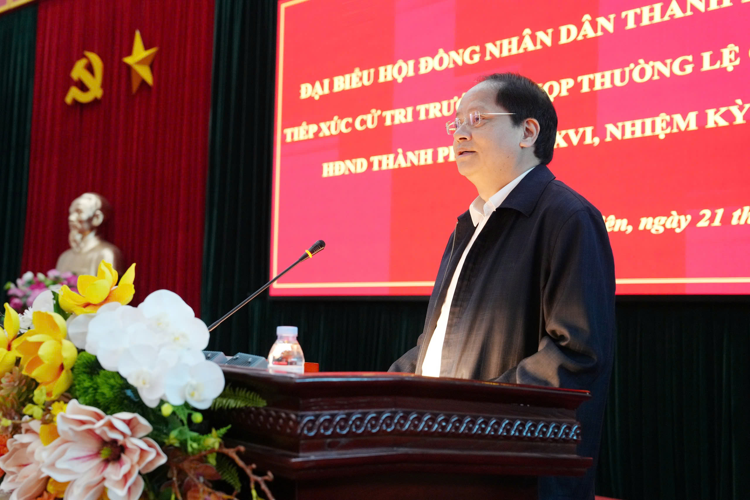 Cử tri 3 xã Ô Diên, Đan Phượng, Liên Minh tập trung kiến nghị nhiều vấn đề dân sinh, nhất là đền bù giải phóng mặt bằng, quản lý hạ tầng giao thông, xây dựng cơ sở hạng tầng.