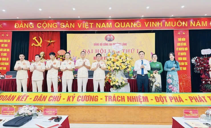 Đảng bộ Công an phường Láng khóa I: Khẳng định bản lĩnh chính trị, kiến tạo lực lượng chính quy - tinh nhuệ - hiện đại