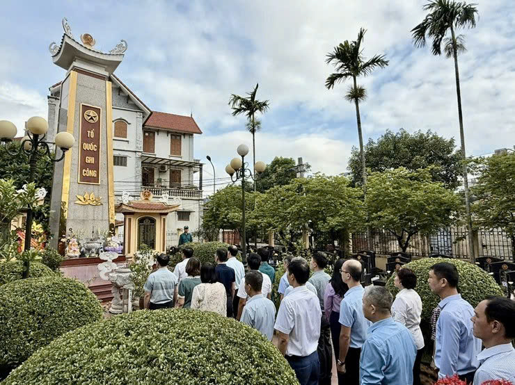 Xã Đại Thanh tổ chức lễ tri ân trang nghiêm, tưởng nhớ các anh hùng liệt sĩ
