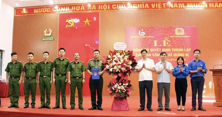 Xã Quảng Bị công bố thành lập Chi đoàn và Chi hội Phụ nữ Công an xã, tạo động lực mới trong xây dựng lực lượng chính quy, vững mạnh