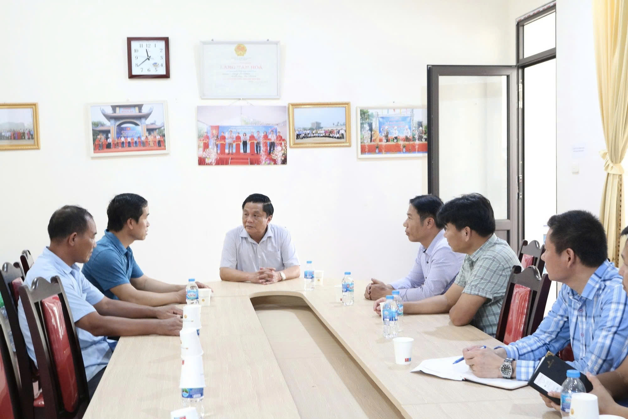 Chủ tịch UBND xã Mê Linh khảo sát hệ thống nhà văn hóa: Tiếp nhận kiến nghị, tháo gỡ khó khăn, nâng cao đời sống tinh thần nhân dân