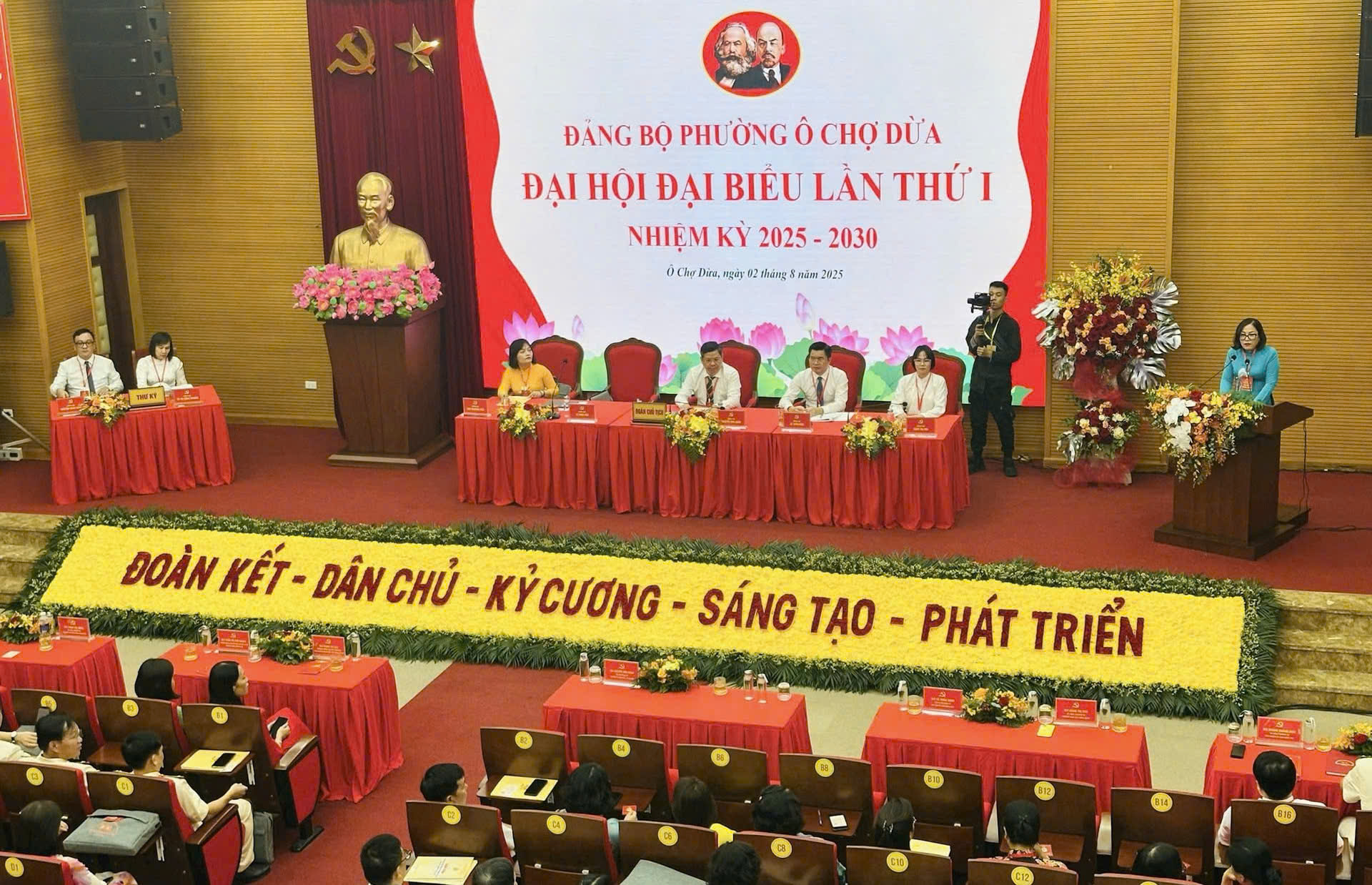 Đại hội Đảng bộ phường Ô Chợ Dừa bước vào phiên trù bị: Sẵn sàng cho nhiệm kỳ đổi mới và bứt phá