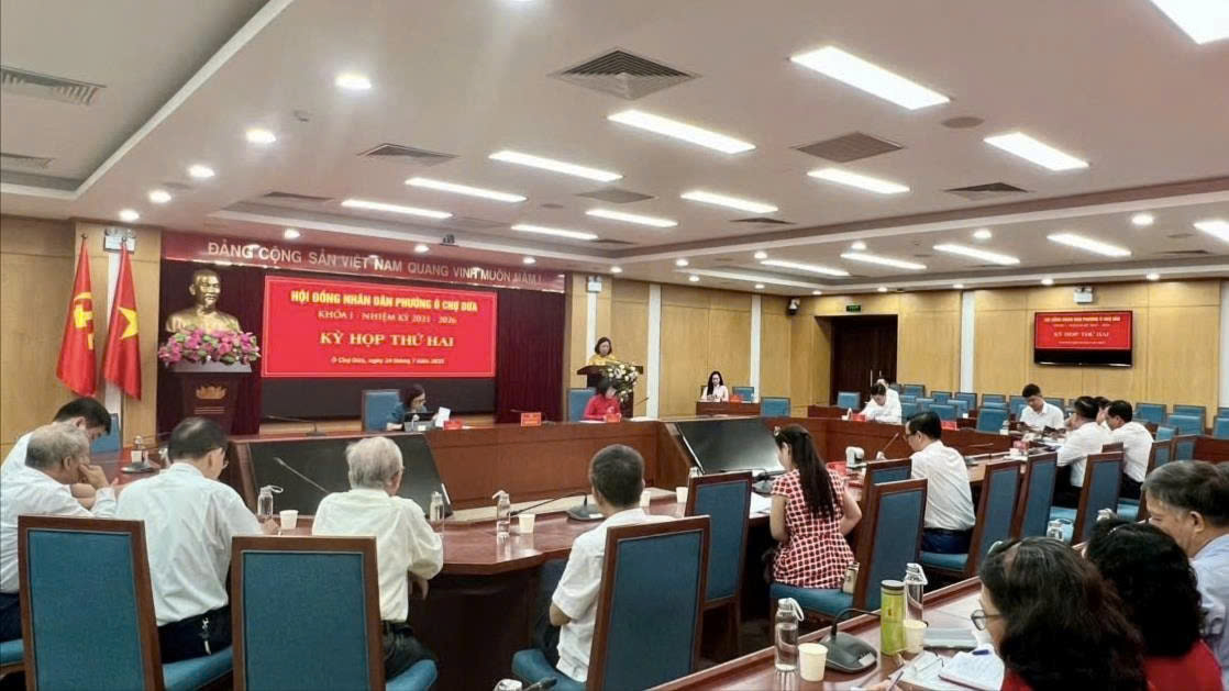 HĐND phường Ô Chợ Dừa thông qua nhiều nghị quyết quan trọng, tạo nền tảng triển khai nhiệm vụ 6 tháng cuối năm 2025