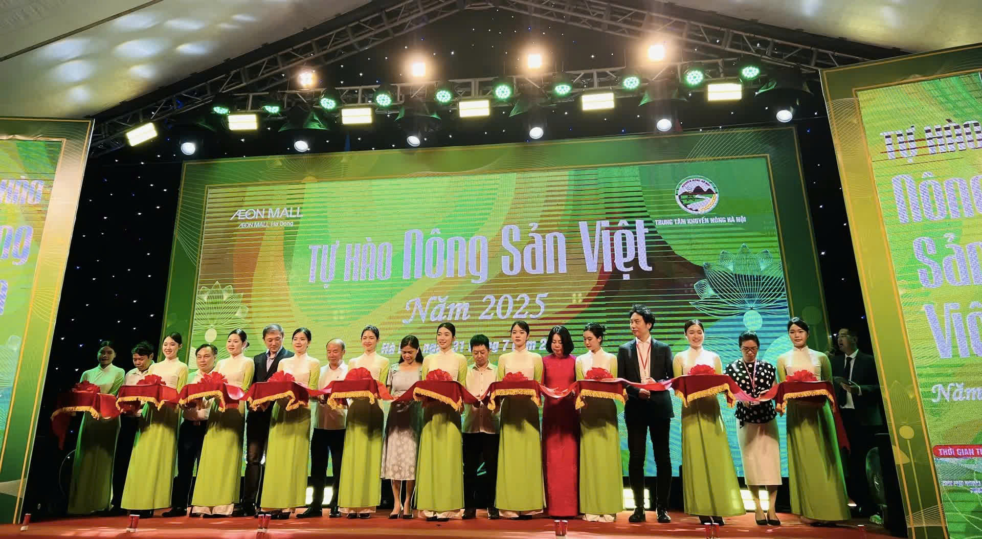 Khai mạc “Tự hào Nông sản Việt 2025”: Không gian hội tụ tinh hoa nông nghiệp và bản sắc Việt