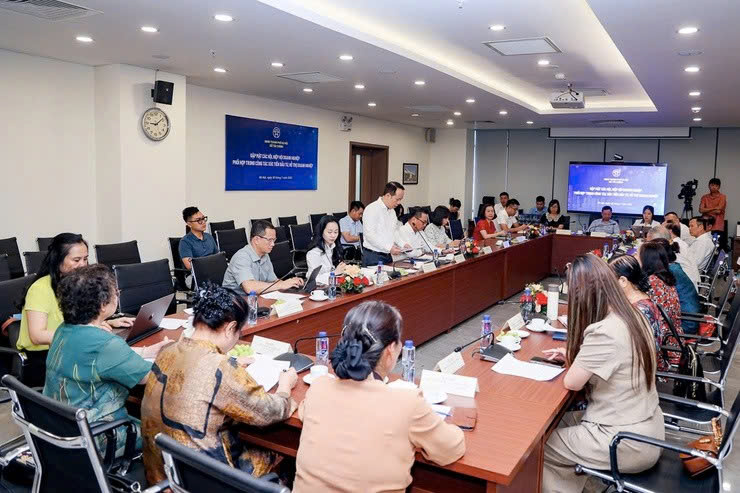 Hà Nội đối thoại cộng đồng doanh nghiệp: Xây dựng hệ sinh thái đầu tư minh bạch, hiện đại và gắn kết