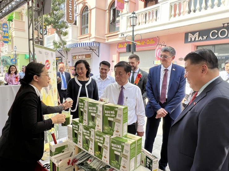 Vietnam OCOPEX 2025: Không gian hội tụ sản phẩm OCOP xuất khẩu và cơ hội kết nối toàn cầu