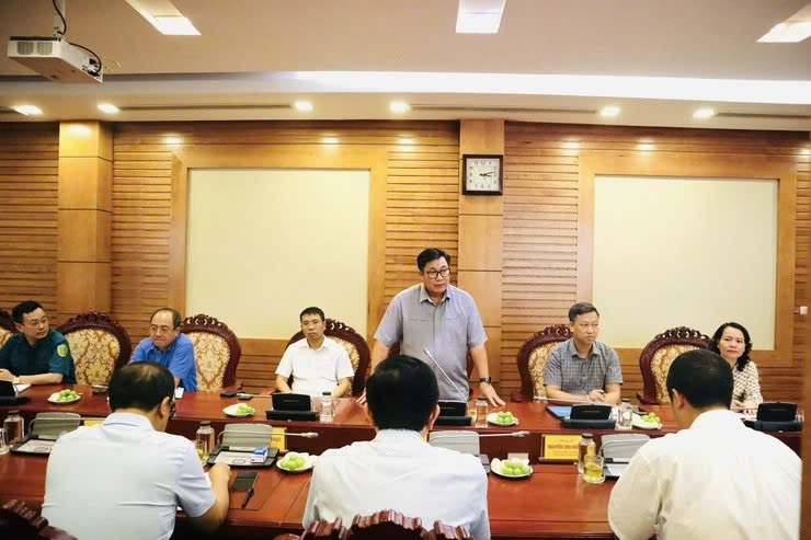 Đảng ủy phường Từ Liêm triển khai công tác tuyên truyền phục vụ Đại hội Đảng bộ phường lần thứ I, nhiệm kỳ 2025–2030