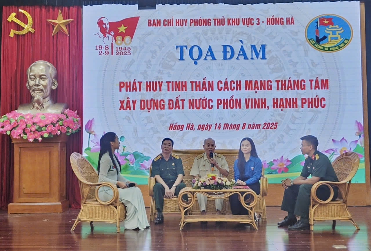 Tọa đàm “Phát huy tinh thần Cách mạng Tháng Tám, xây dựng đất nước phồn vinh, hạnh phúc”