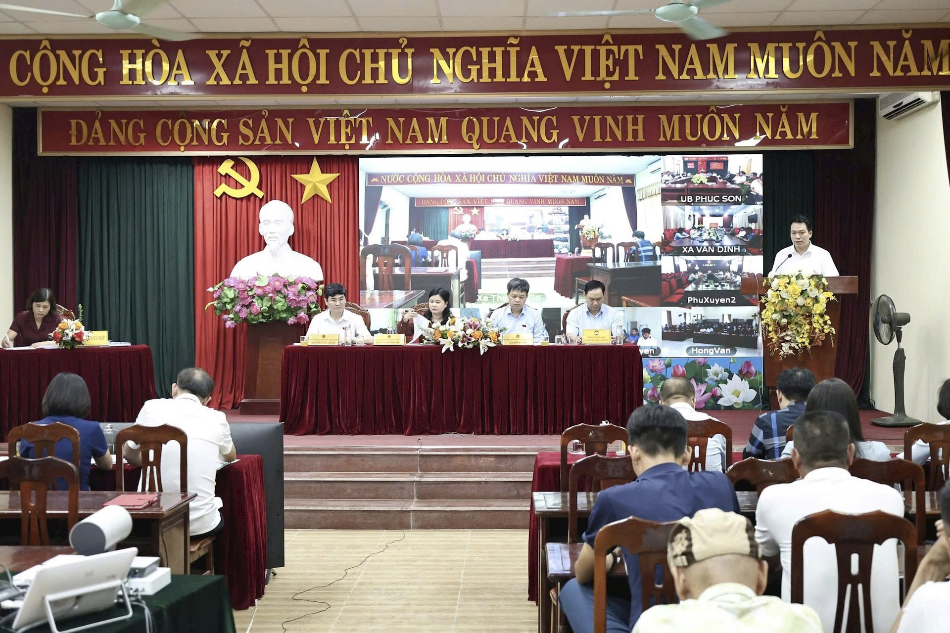 Cử tri Thường Tín kiến nghị hoàn thiện mô hình chính quyền địa phương hai cấp, tăng cường nguồn lực cho cấp xã Thủ đô
