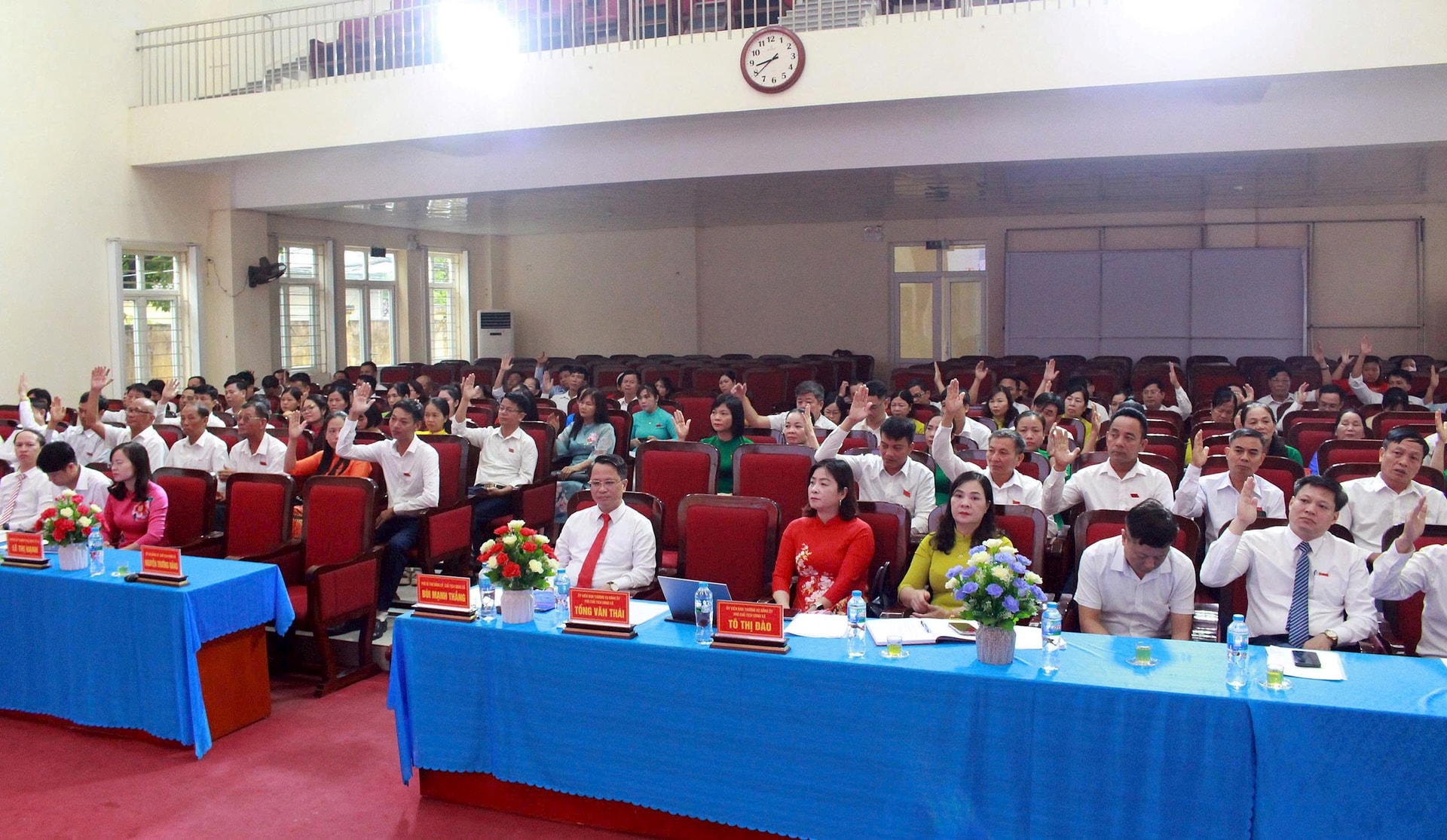 HĐND xã Quảng Bị họp kỳ thứ nhất: Kiện toàn bộ máy chính quyền, khởi đầu giai đoạn phát triển mới