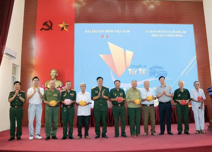 Chương trình chuyến xe tử tế: Lan tỏa nghĩa cử tri ân và tinh thần sẻ chia cộng đồng