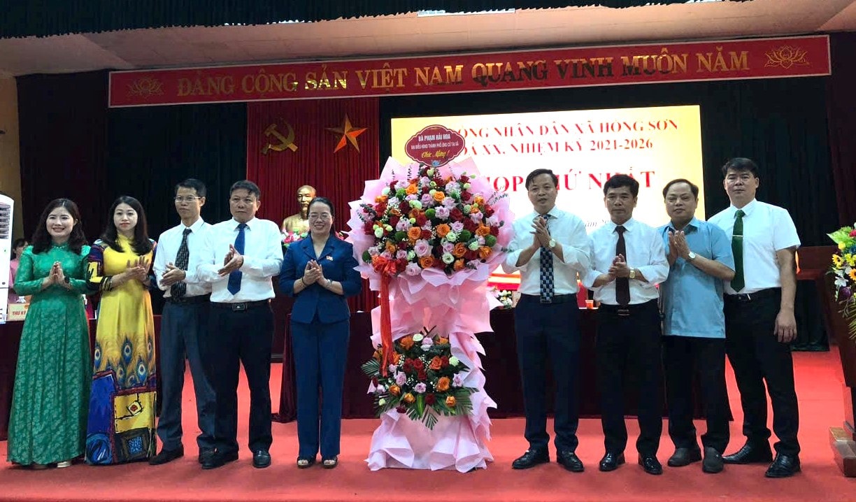 HĐND xã Hồng Sơn tổ chức kỳ họp đầu tiên: Đặt nền móng vận hành bộ máy chính quyền trong giai đoạn mới