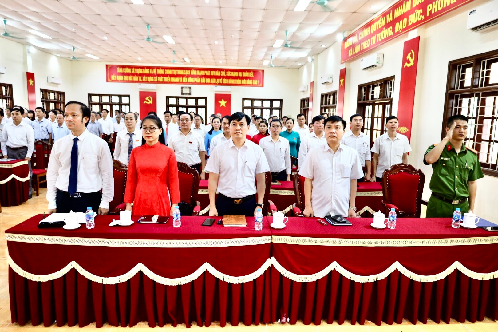 HĐND xã Vật Lại họp phiên đầu tiên: Kiện toàn bộ máy, khởi đầu giai đoạn phát triển mới sau sắp xếp đơn vị hành chính