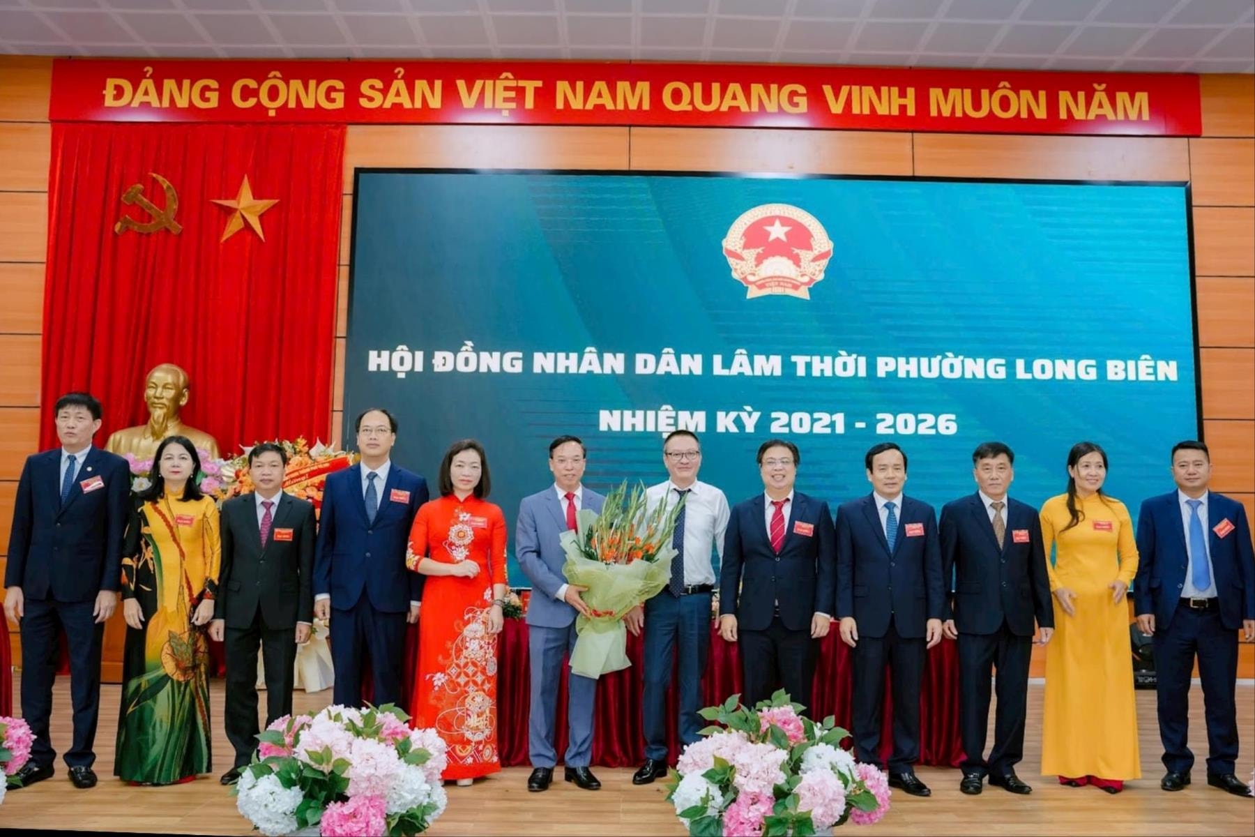 HĐND phường Long Biên khóa I họp phiên đầu tiên: Khởi động mô hình chính quyền địa phương hai cấp, kiện toàn tổ chức bộ máy