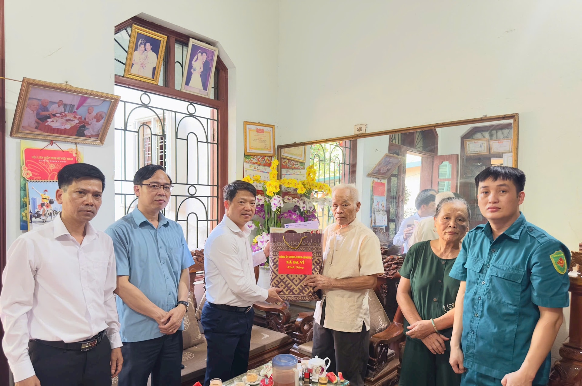 Xã Ba Vì tri ân người có công, lan tỏa đạo lý “Uống nước nhớ nguồn”