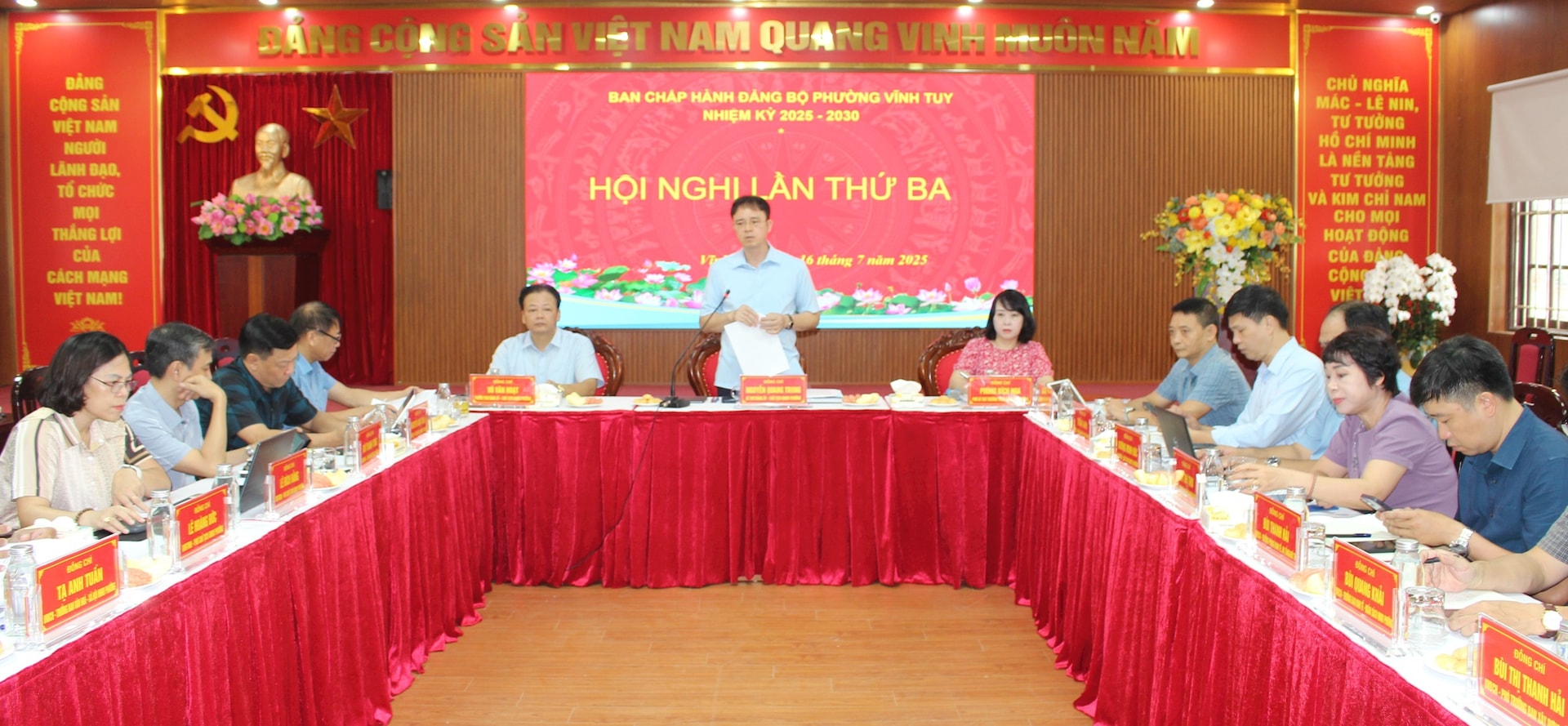 Đảng bộ phường Vĩnh Tuy: Thông qua nhiều nội dung trọng tâm, chuẩn bị Đại hội nhiệm kỳ 2025-2030