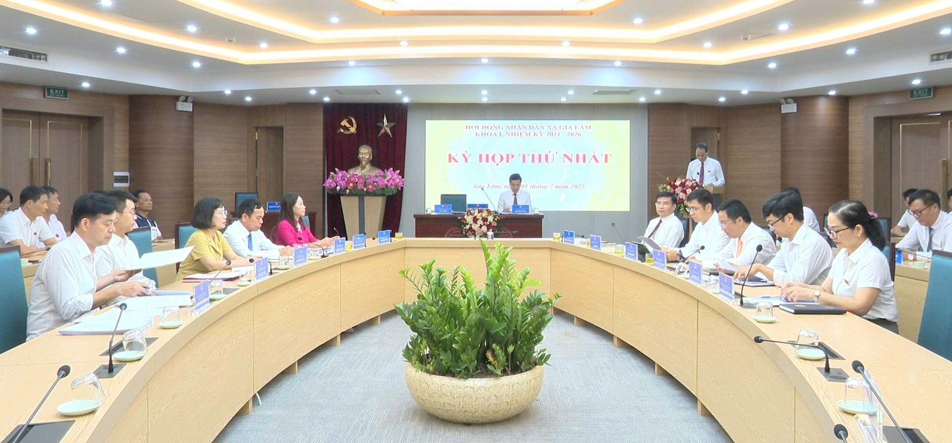 HĐND xã Gia Lâm khóa I họp phiên đầu tiên: Kiện toàn bộ máy, khẳng định quyết tâm xây dựng chính quyền cơ sở hiện đại, hiệu quả