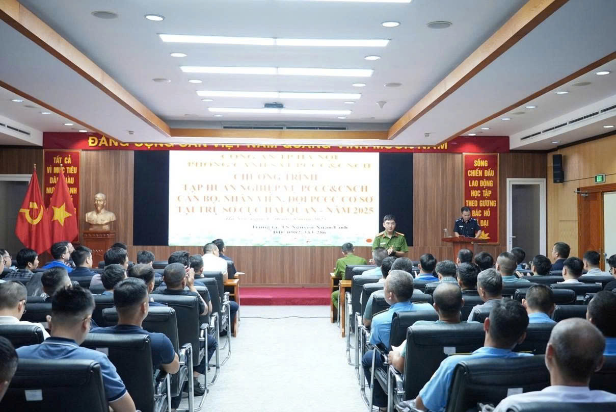 Cục Hải quan và lực lượng Công an Hà Nội diễn tập phương án chữa cháy, cứu nạn quy mô lớn theo Luật PCCC và Cứu nạn, cứu hộ năm 2024