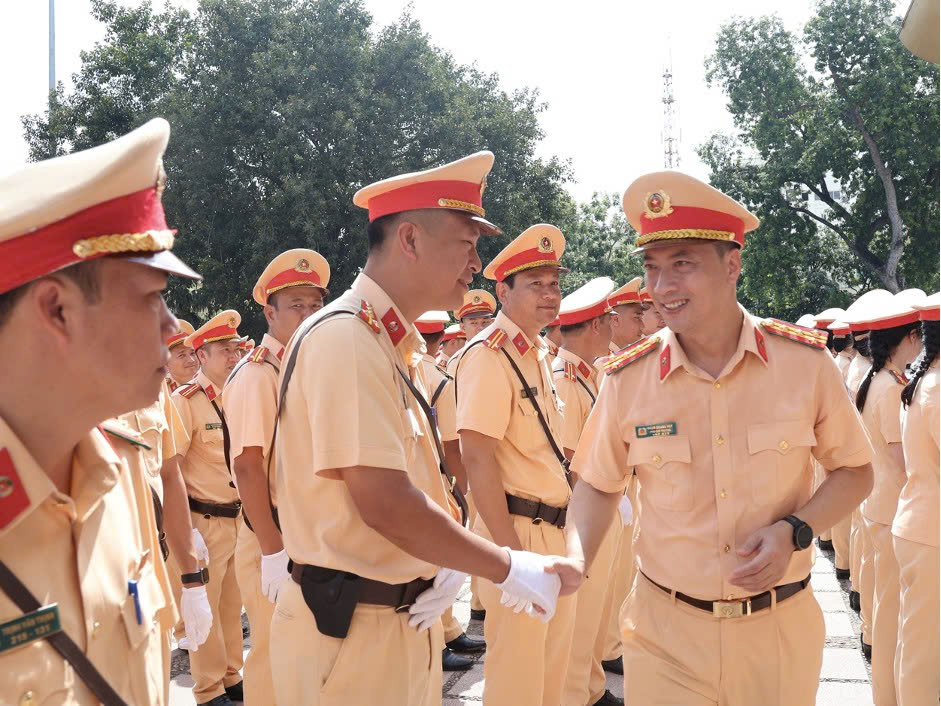 Lãnh đạo Cục CSGT động viên lực lượng tăng cường làm nhiệm vụ bảo đảm an toàn giao thông tại Hà Nội