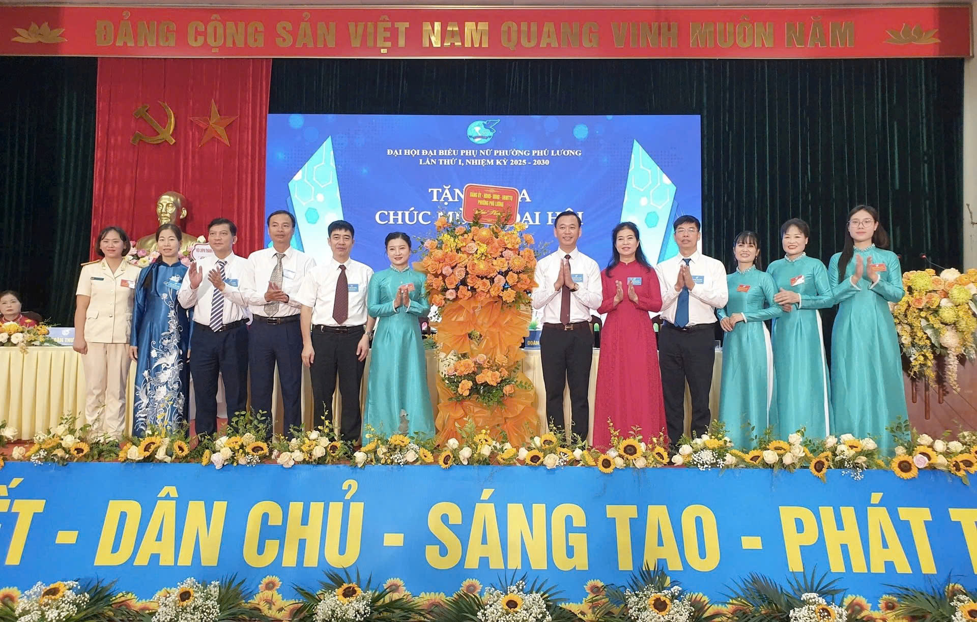 Phường Phú Lương khai mạc Đại hội Hội LHPN lần thứ I: Khơi dậy khát vọng phát triển của phụ nữ trong kỷ nguyên mới