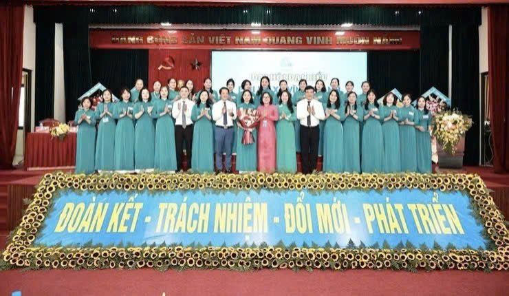 Phụ nữ xã Vĩnh Thanh phát huy vai trò nòng cốt, khẳng định khát vọng phát triển trong nhiệm kỳ mới